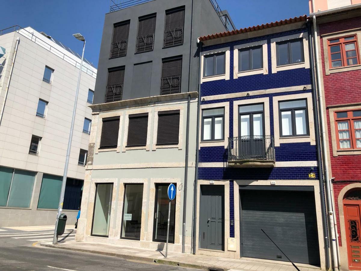 Apartemen studio 70 m² dengan 1 kamar mandi pribadi di Cedofeita Porto Bagian luar foto